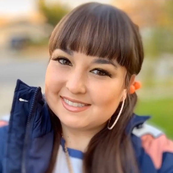 Welcome to my Closet 🫶 - Picture 2 of 2